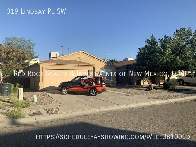 Photo - 319 Lindsay Pl SW