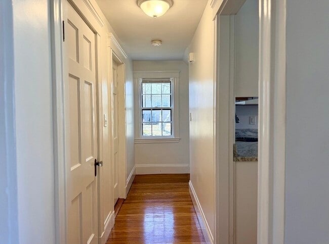 Photo - 38 Byron St Unit 2