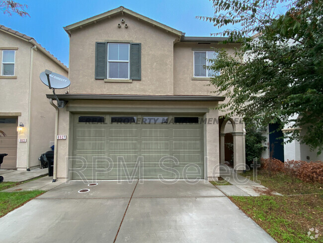 Building Photo - 8927 Cobble Crest Dr Rental