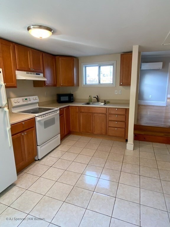 Building Photo - 104 W Emerson St Unit 4