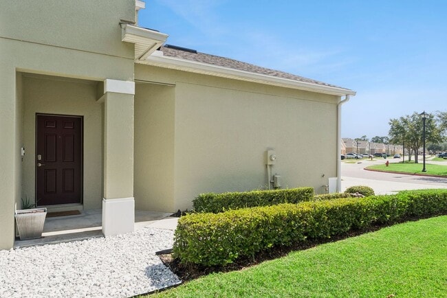 1356 Scarlet Oak Loop