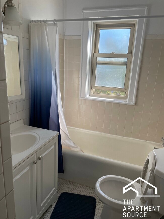Photo - 5503 W Belmont Ave Unit 2F