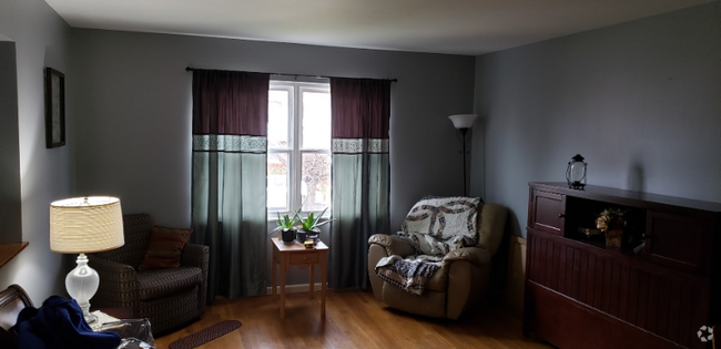 Building Photo - 2853 Chesfield Dr Rental