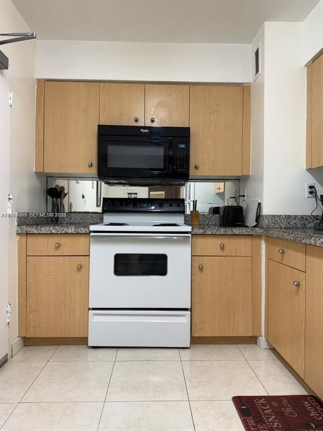 Photo - 9195 Collins Ave Unit 512