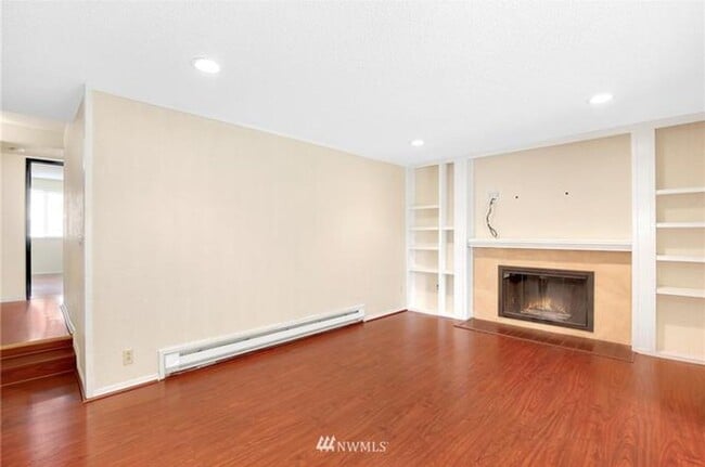 Photo - Location, Location, Location 3-bedroom Sammamish Bluffs Condo
