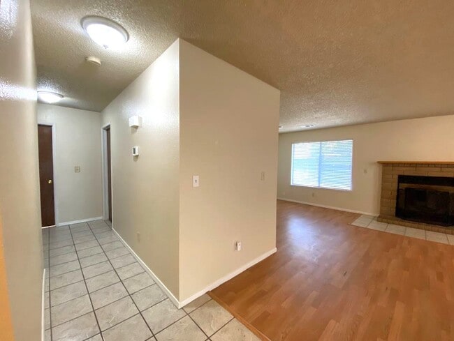 Photo - 2911 Winners Cir