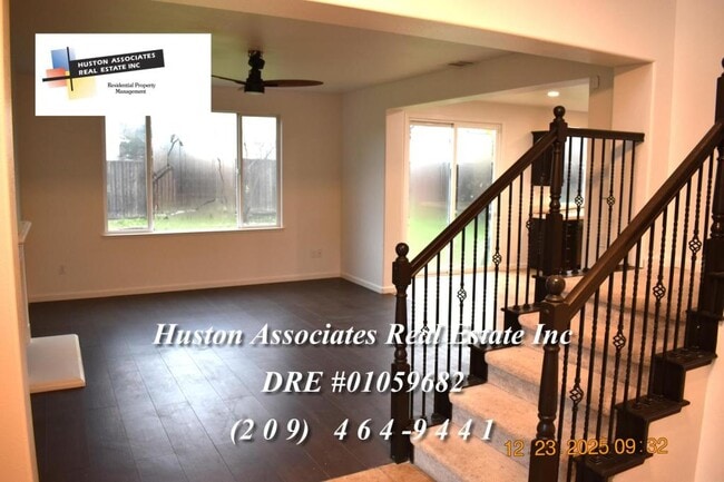 Photo - 5953 Pebblestone Way