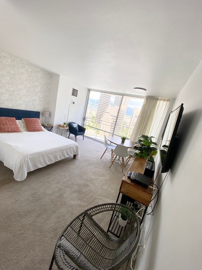 Photo - Waikiki - Ilikai Marina - Fully furnished ...