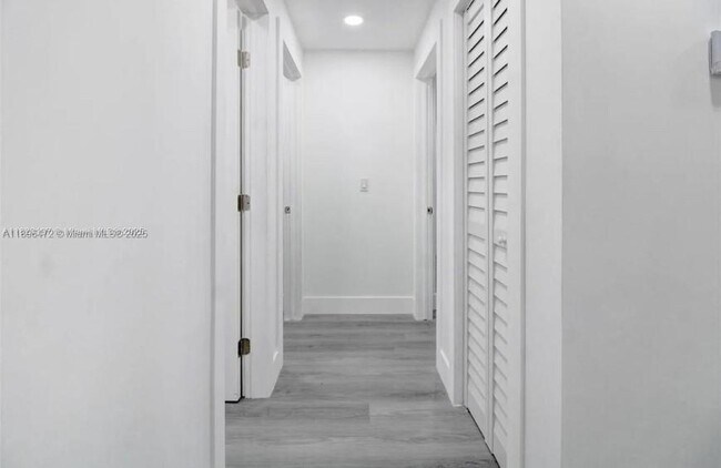 Photo - 3 bedroom in Miami FL 33168