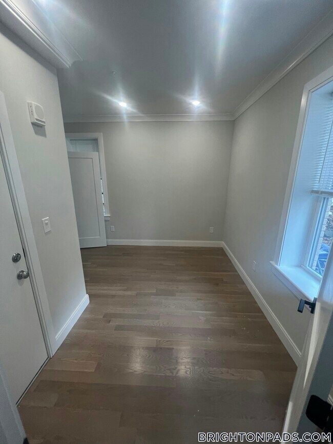 Photo - 47 Englewood Ave Unit 4