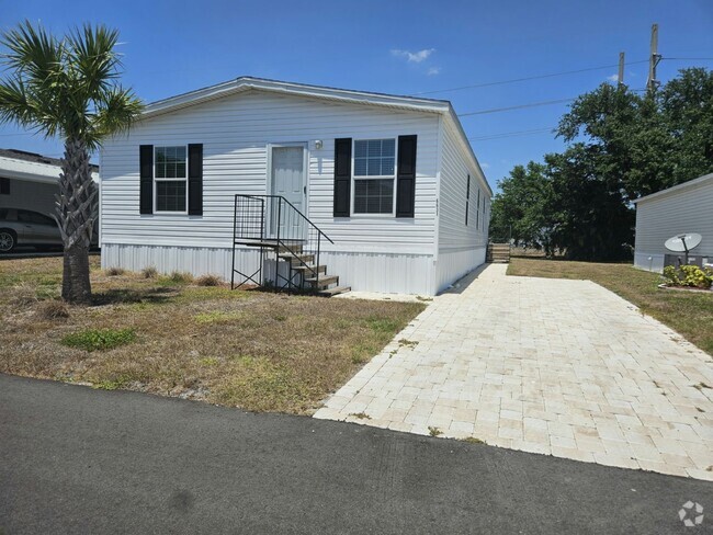 Building Photo - 6631 Hidden Oaks Dr Rental