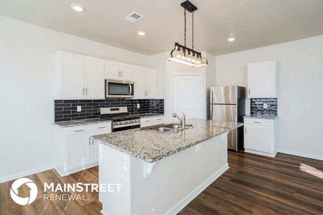 Photo - 1080 Pepper Stone Dr