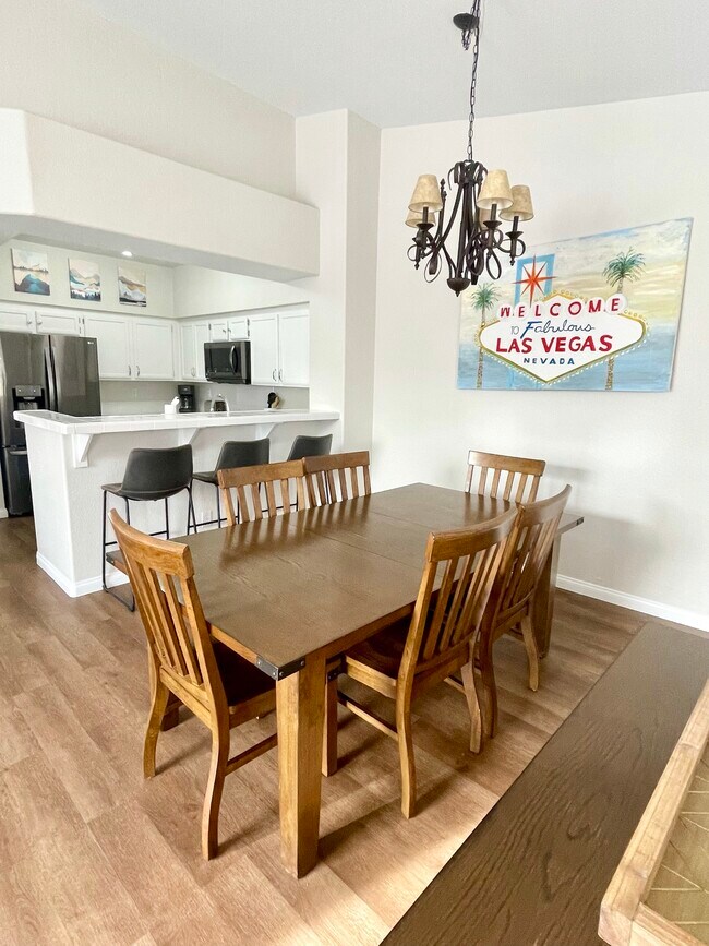 Photo - 1505 Truett St Unit 202