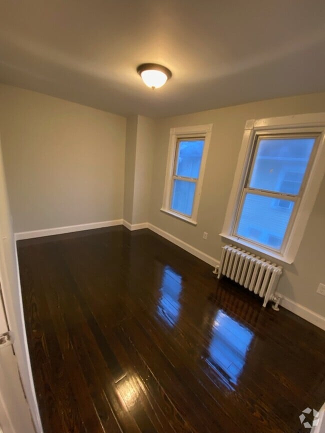 Building Photo - 83 Park Ave Rental