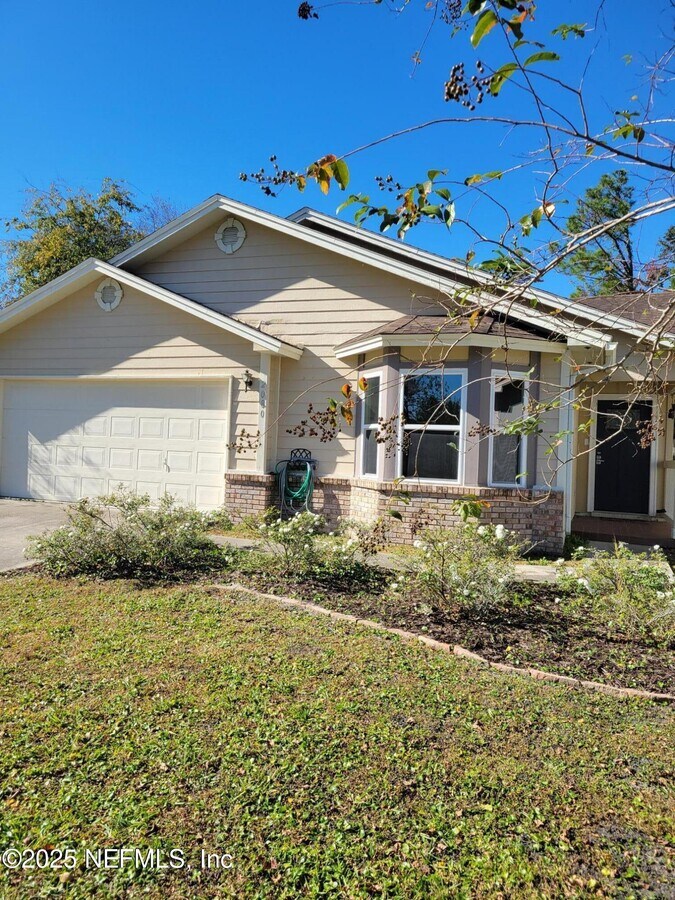 Photo - 2080 Tanager Dr House