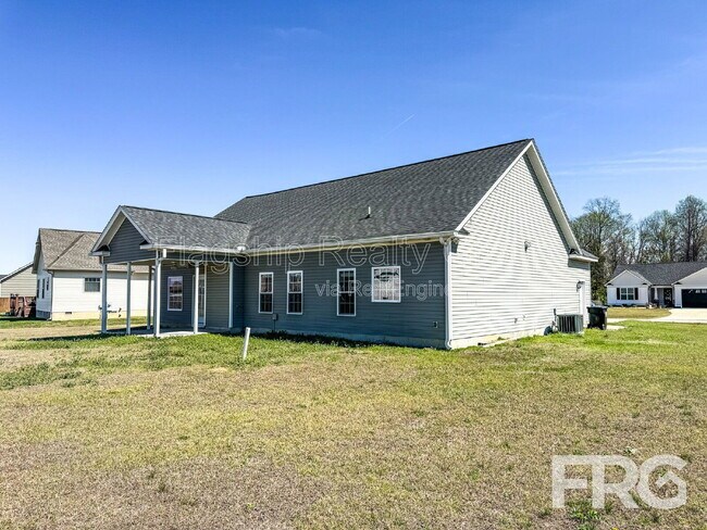 Photo - 313 N Landing Dr