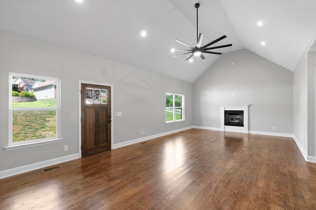 Photo - 611 Sunset Valley Dr