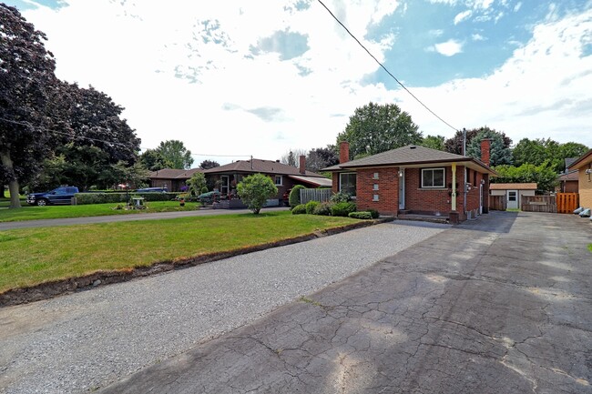 Photo - Spectacular 2-Bedroom Legal Apartment for Rent in Oshawa