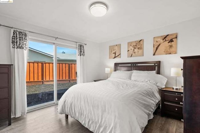 Photo - 38 Asbury Ct