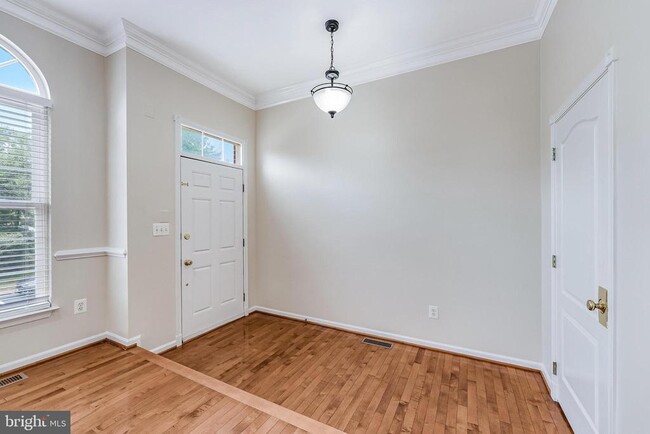 43619 Pickett Corner Terrace