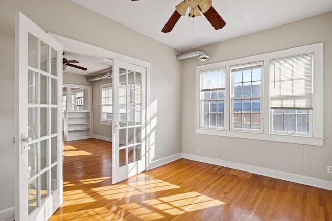 Photo - 5750 E Washington St Unit Marketing Campaign