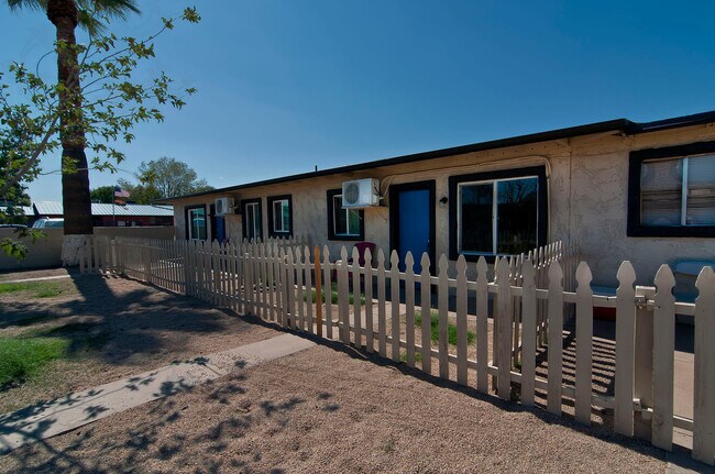 Photo - Cozy 1 bedroom 1 bath apartment.