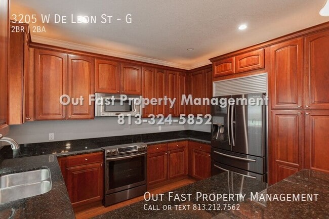 Photo - 3205 W De Leon St