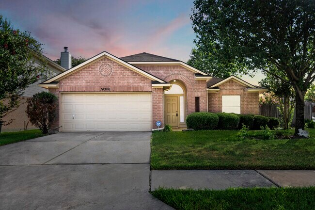 Building Photo - 14306 Pelican Marsh Dr Rental