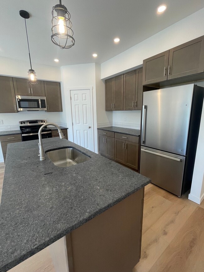 Photo - 1502 SE Landen Dr