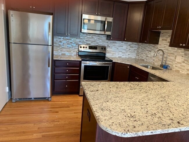 Photo - 1105 Lexington St Unidad 9 Rental
