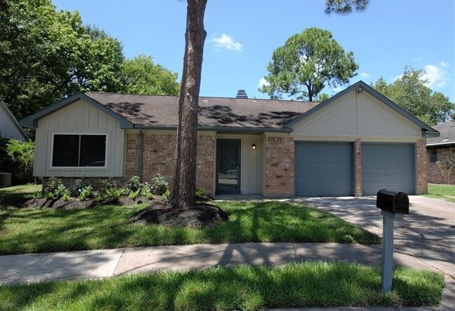Building Photo - 13614 Salisbury Dr Rental