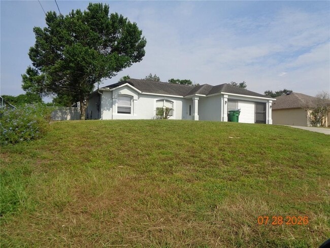 Photo - 2610 Groveland Ave