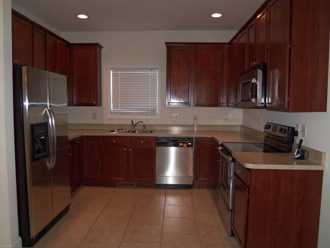 Photo - 2029 Rosedale Way