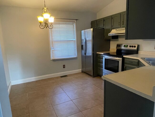 Photo - 3808 Raintree Dr