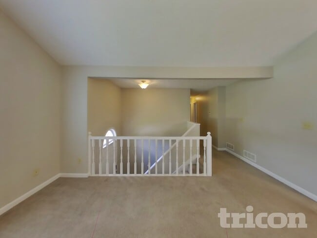 Photo - 188 Whitney Ln