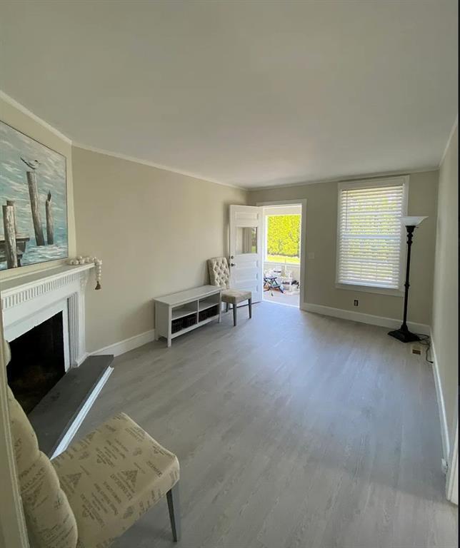 Building Photo - 191 Coggeshall Ave Unit 1