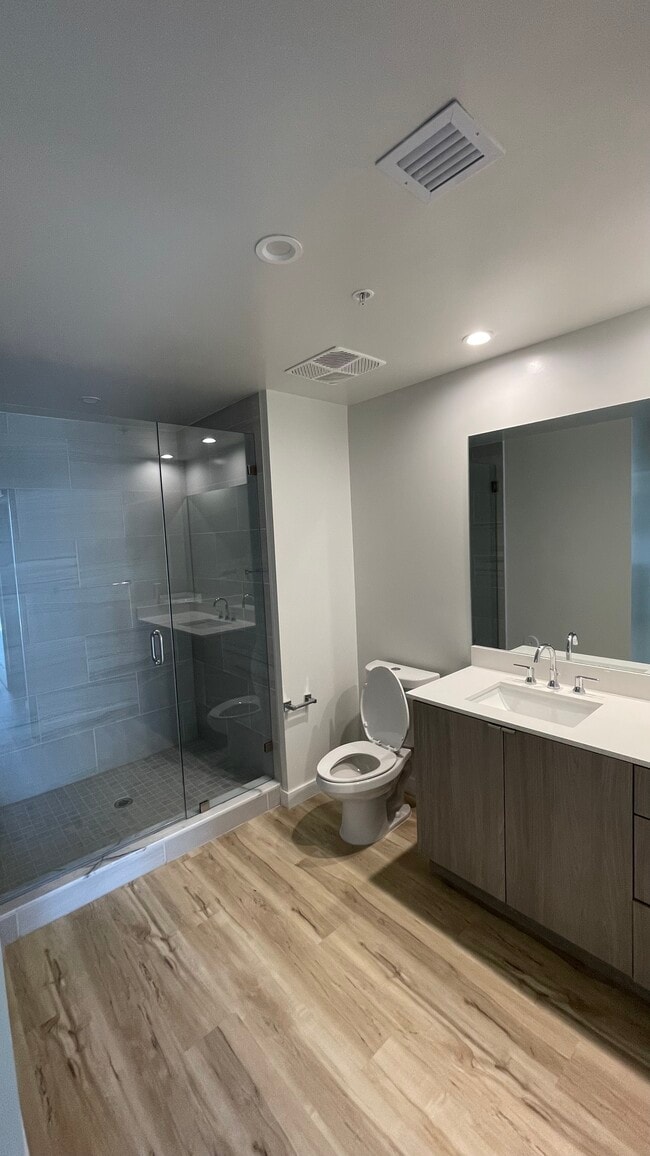 Photo - 569 SW 5th St Unit A4