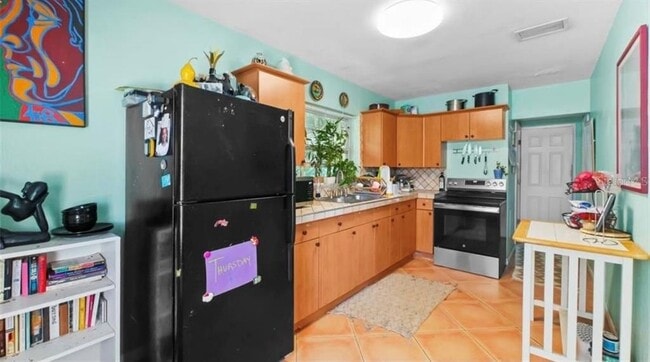 Photo - 1403 52nd St S