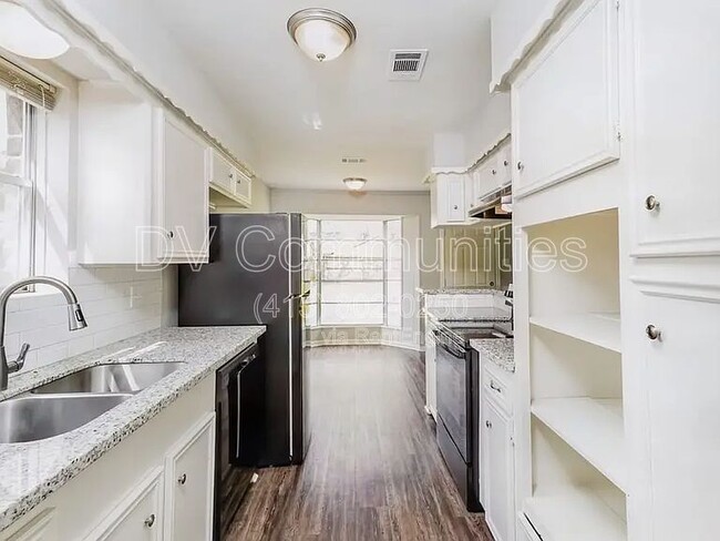 Photo - 11418 Creekhurst Dr