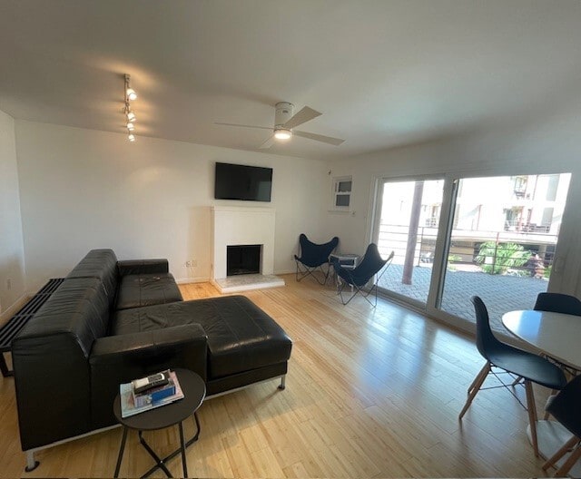 Photo - 7312 Seawall Blvd Unit 106