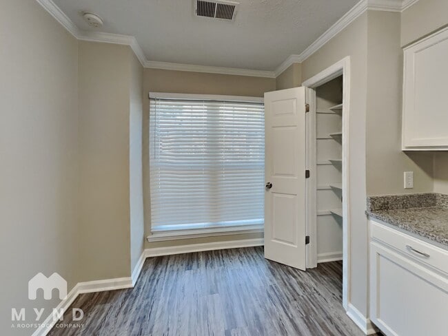 Photo - 461 Claircrest Dr