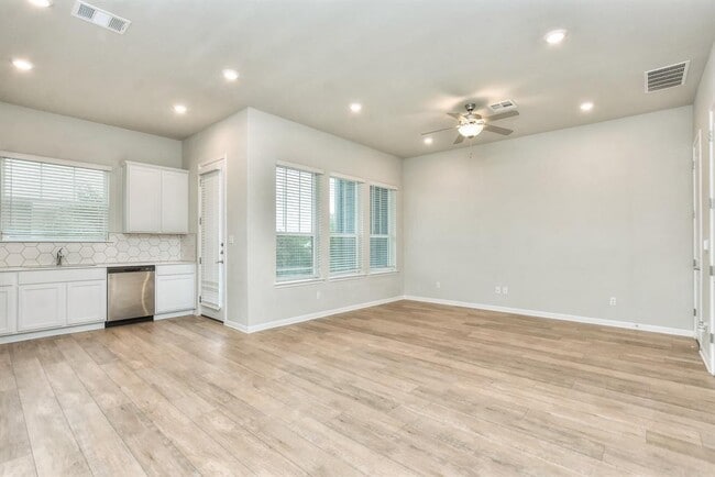 Photo - 1015 Vista View Dr Unit 1001