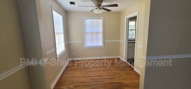 Photo - 302 Rue Max St