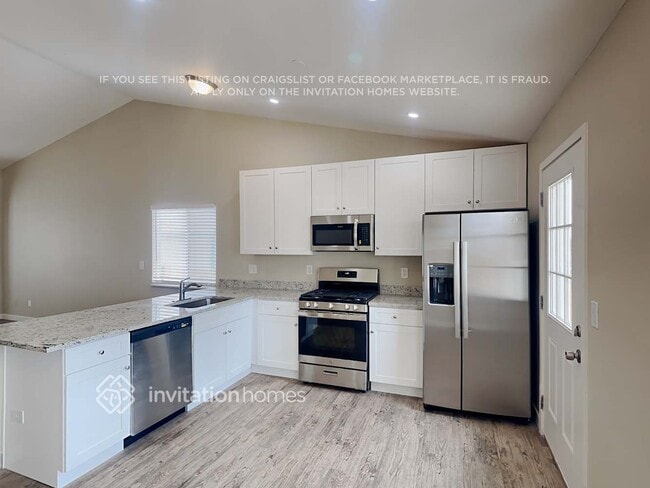 Photo - 5648 Hawkesbury Dr