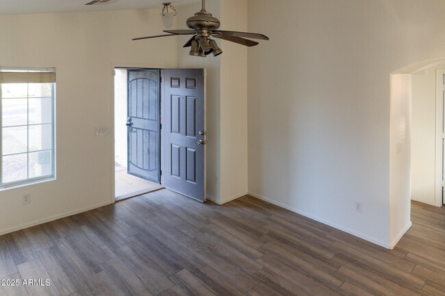 Photo - 1759 W Wilson Ave