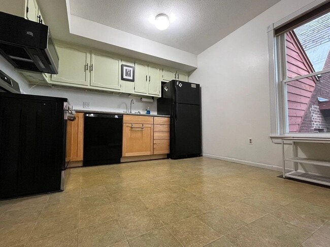 Photo - Bright, Updated 2-Bedroom in Prime Burlington Location — Available Now!