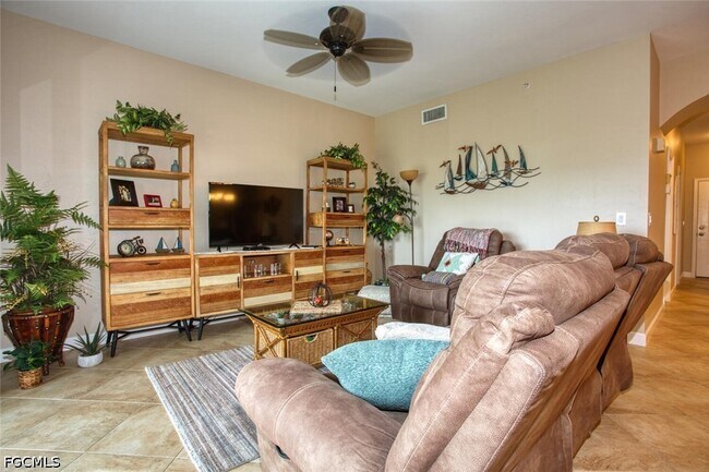 8076 Queen Palm Ln Unit 416