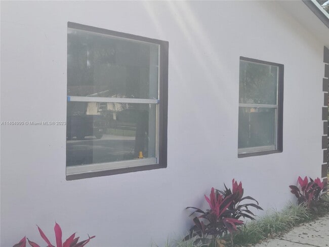 Photo - 820 SW 29th St Unit C