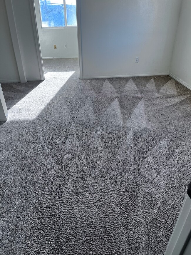 Building Photo - 2237 Whittier Blvd Unit 2237 Whittier Blvd. Rental