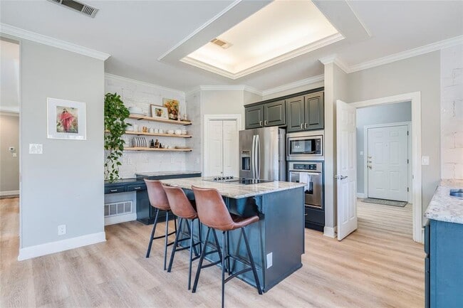 Photo - 106 Rupen Ct